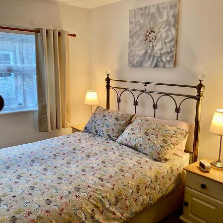 Modern 2 Bedroom Ground Floor Apartment With Parking Ripon City Centre Ngoại thất bức ảnh